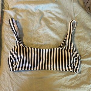 Black-and-white striped bathing suit top